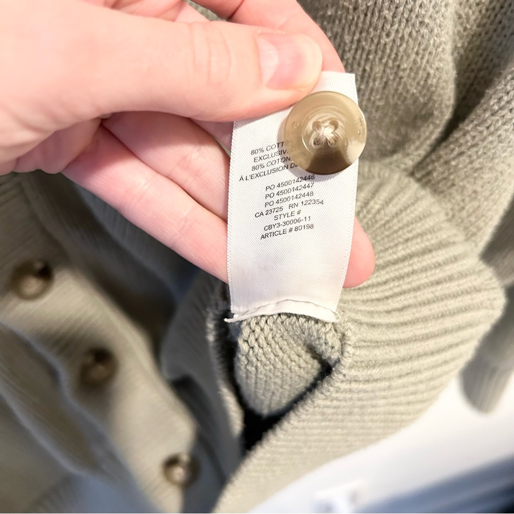 Aritzia TNA Barry Cardigan Green Size Extra Small/Small - Picture 8 of 11